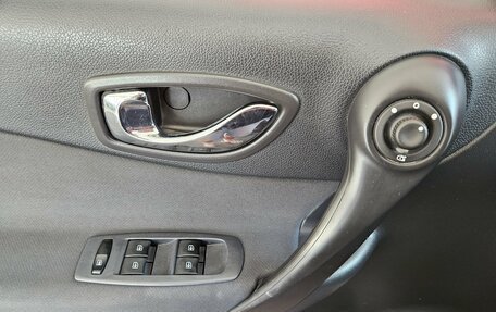 Renault Koleos I рестайлинг 2, 2014 год, 1 249 000 рублей, 17 фотография