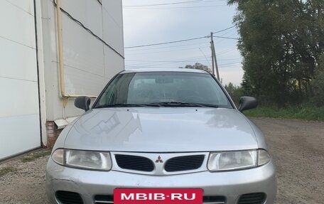Mitsubishi Carisma I, 1998 год, 210 000 рублей, 5 фотография