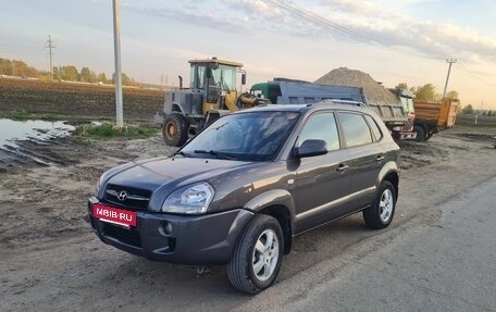 Hyundai Tucson III, 2007 год, 770 000 рублей, 2 фотография