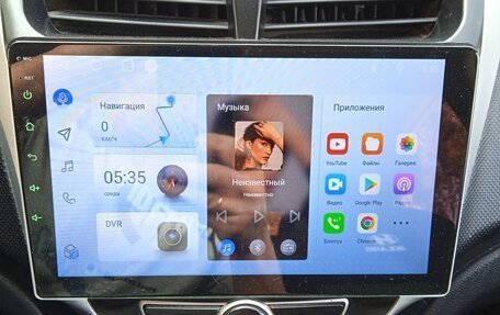 Hyundai Solaris II рестайлинг, 2013 год, 584 000 рублей, 9 фотография