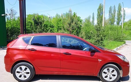 Hyundai Solaris II рестайлинг, 2013 год, 584 000 рублей, 18 фотография