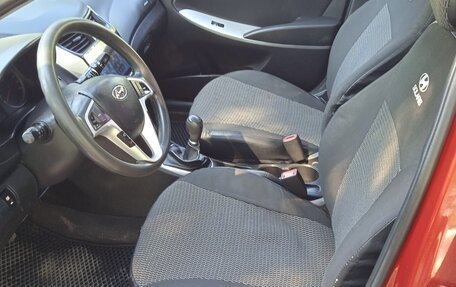 Hyundai Solaris II рестайлинг, 2013 год, 584 000 рублей, 16 фотография