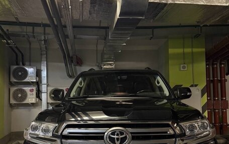 Toyota Land Cruiser 200, 2016 год, 6 199 000 рублей, 4 фотография
