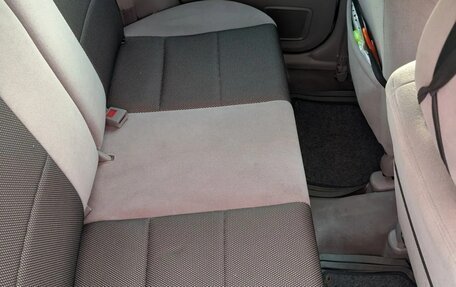 Mazda Demio III (DE), 2001 год, 279 000 рублей, 9 фотография