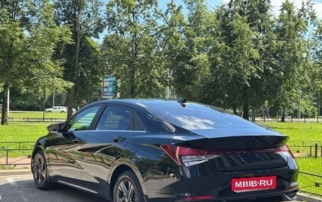 Hyundai Elantra, 2021 год, 1 750 000 рублей, 5 фотография