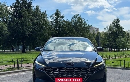 Hyundai Elantra, 2021 год, 1 750 000 рублей, 2 фотография