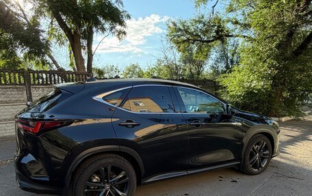 Lexus NX, 2022 год, 6 000 000 рублей, 3 фотография