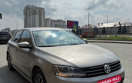 Volkswagen Jetta VI, 2016 год, 1 230 000 рублей, 2 фотография