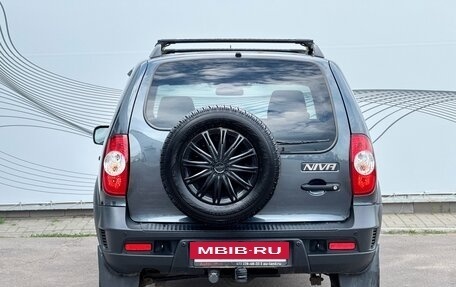 Chevrolet Niva I рестайлинг, 2020 год, 900 000 рублей, 7 фотография