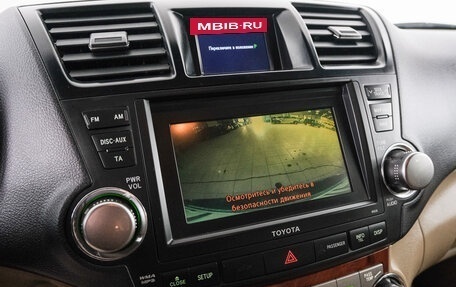 Toyota Highlander III, 2010 год, 2 199 000 рублей, 16 фотография