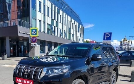 Toyota Land Cruiser Prado 150 рестайлинг 2, 2017 год, 3 250 000 рублей, 2 фотография