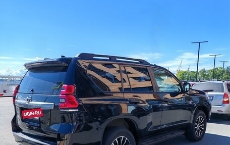 Toyota Land Cruiser Prado 150 рестайлинг 2, 2017 год, 3 250 000 рублей, 3 фотография