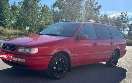 Volkswagen Passat B4, 1994 год, 250 000 рублей, 4 фотография