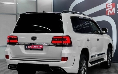 Toyota Land Cruiser 200, 2013 год, 4 599 900 рублей, 6 фотография