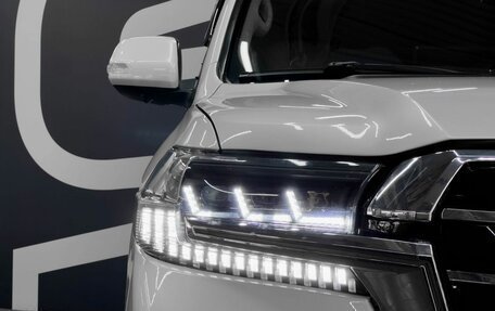 Toyota Land Cruiser 200, 2013 год, 4 599 900 рублей, 17 фотография