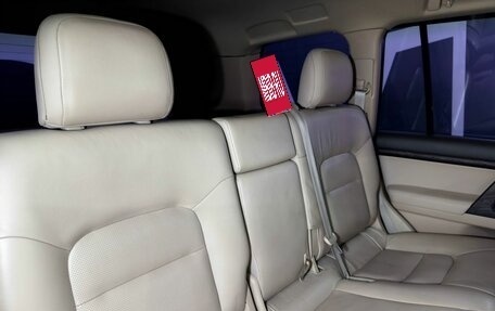 Toyota Land Cruiser 200, 2013 год, 4 599 900 рублей, 24 фотография