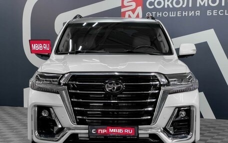 Toyota Land Cruiser 200, 2013 год, 4 599 900 рублей, 2 фотография