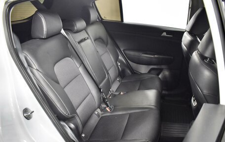 KIA Sportage IV рестайлинг, 2018 год, 2 299 900 рублей, 7 фотография