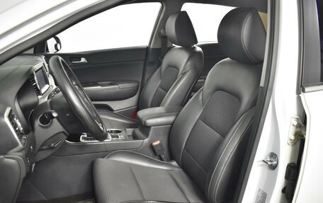 KIA Sportage IV рестайлинг, 2018 год, 2 299 900 рублей, 10 фотография