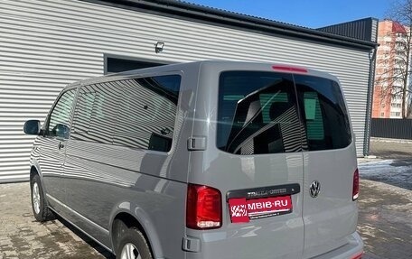 Volkswagen Transporter T6 рестайлинг, 2021 год, 3 500 000 рублей, 1 фотография