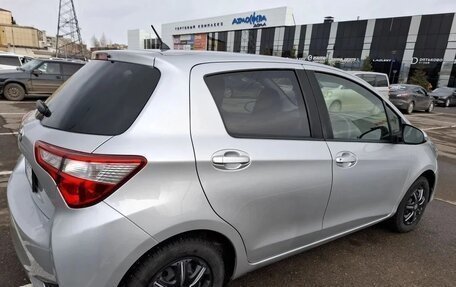 Toyota Vitz, 2019 год, 950 000 рублей, 2 фотография