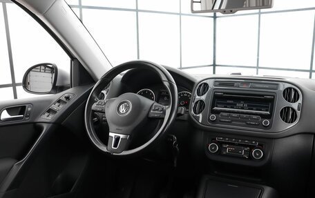 Volkswagen Tiguan I, 2013 год, 1 379 000 рублей, 12 фотография