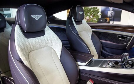 Bentley Continental GT III, 2020 год, 21 500 000 рублей, 14 фотография