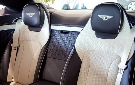 Bentley Continental GT III, 2020 год, 21 500 000 рублей, 15 фотография