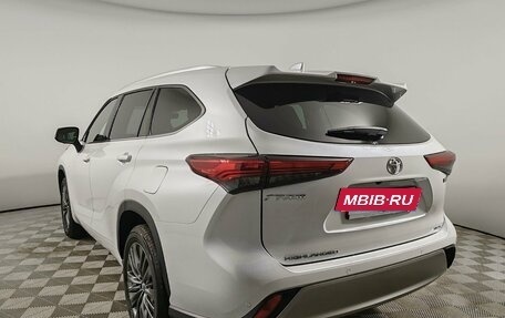 Toyota Highlander, 2026 год, 5 790 000 рублей, 7 фотография