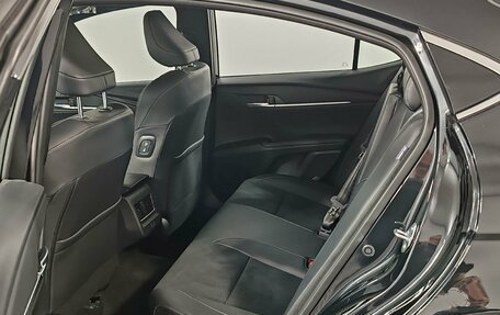 Toyota Camry, 2025 год, 5 200 000 рублей, 12 фотография