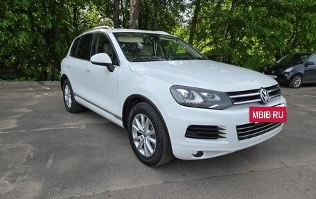 Volkswagen Touareg III, 2012 год, 1 350 000 рублей, 3 фотография