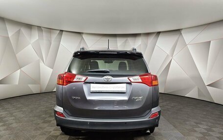Toyota RAV4, 2015 год, 1 900 000 рублей, 8 фотография
