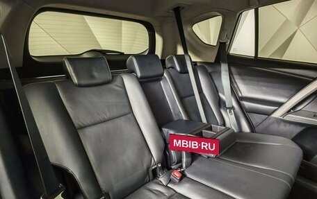 Toyota RAV4, 2015 год, 1 900 000 рублей, 16 фотография