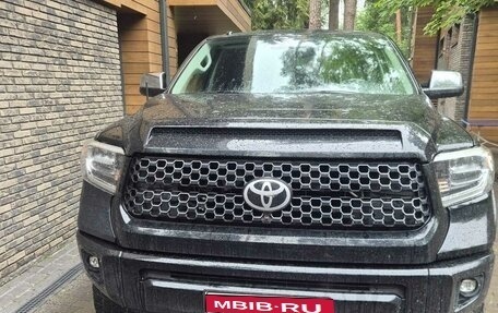 Toyota Tundra II, 2018 год, 6 200 000 рублей, 1 фотография