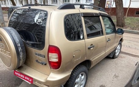 Chevrolet Niva I рестайлинг, 2006 год, 260 000 рублей, 2 фотография