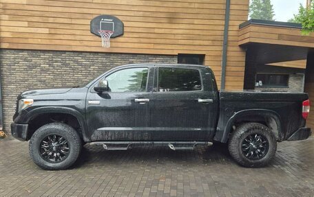 Toyota Tundra II, 2018 год, 6 200 000 рублей, 2 фотография