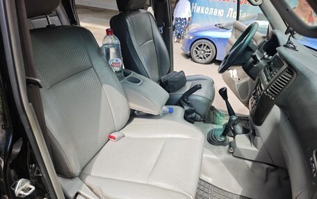 Toyota Land Cruiser 100 рестайлинг 2, 2004 год, 1 450 000 рублей, 9 фотография