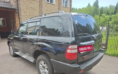 Toyota Land Cruiser 100 рестайлинг 2, 2004 год, 1 450 000 рублей, 3 фотография
