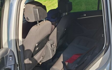 Volkswagen Tiguan I, 2011 год, 950 000 рублей, 7 фотография