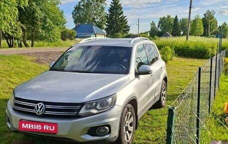 Volkswagen Tiguan I, 2011 год, 950 000 рублей, 2 фотография