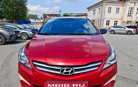 Hyundai Solaris II рестайлинг, 2016 год, 1 300 000 рублей, 3 фотография