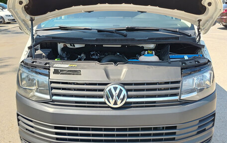 Volkswagen Caravelle T6 рестайлинг, 2017 год, 2 550 000 рублей, 11 фотография