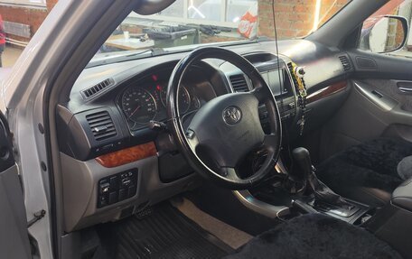 Toyota Land Cruiser Prado 120 рестайлинг, 2006 год, 1 450 000 рублей, 13 фотография