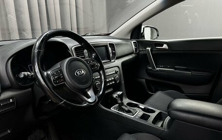 KIA Sportage IV рестайлинг, 2017 год, 2 049 900 рублей, 5 фотография