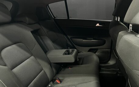 KIA Sportage IV рестайлинг, 2017 год, 2 049 900 рублей, 10 фотография