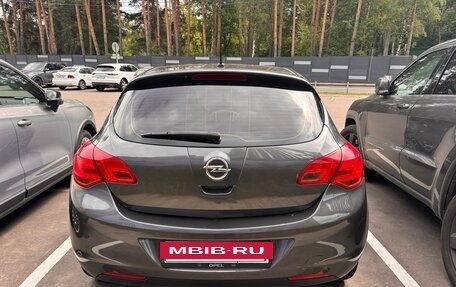 Opel Astra J, 2011 год, 600 000 рублей, 3 фотография