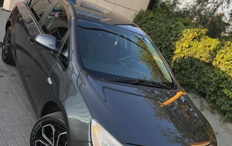 Opel Astra J, 2011 год, 600 000 рублей, 27 фотография