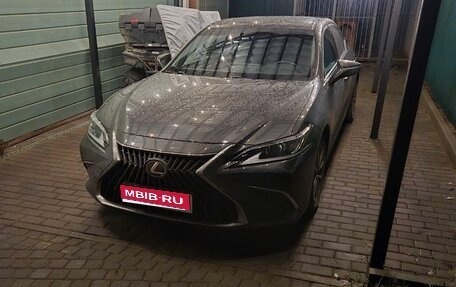 Lexus ES VII, 2021 год, 4 400 000 рублей, 1 фотография