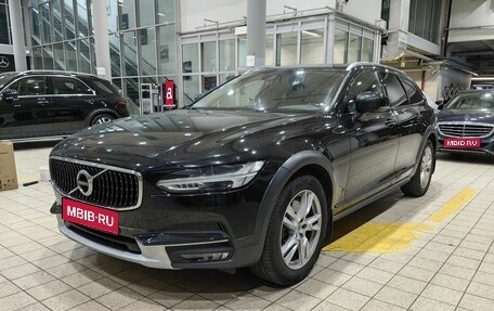 Volvo V90 Cross Country I рестайлинг, 2017 год, 2 390 000 рублей, 1 фотография