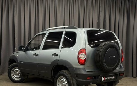 Chevrolet Niva I рестайлинг, 2014 год, 529 777 рублей, 2 фотография